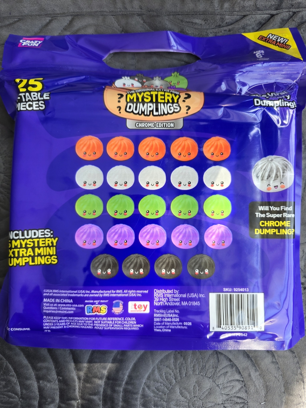 Mystery Dumplings Chrome Edition 25 Pack Viral Collectible Mini Figures Sealed - Picture 2 of 4